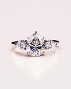 Nicola - Pear - Agnes Jewels