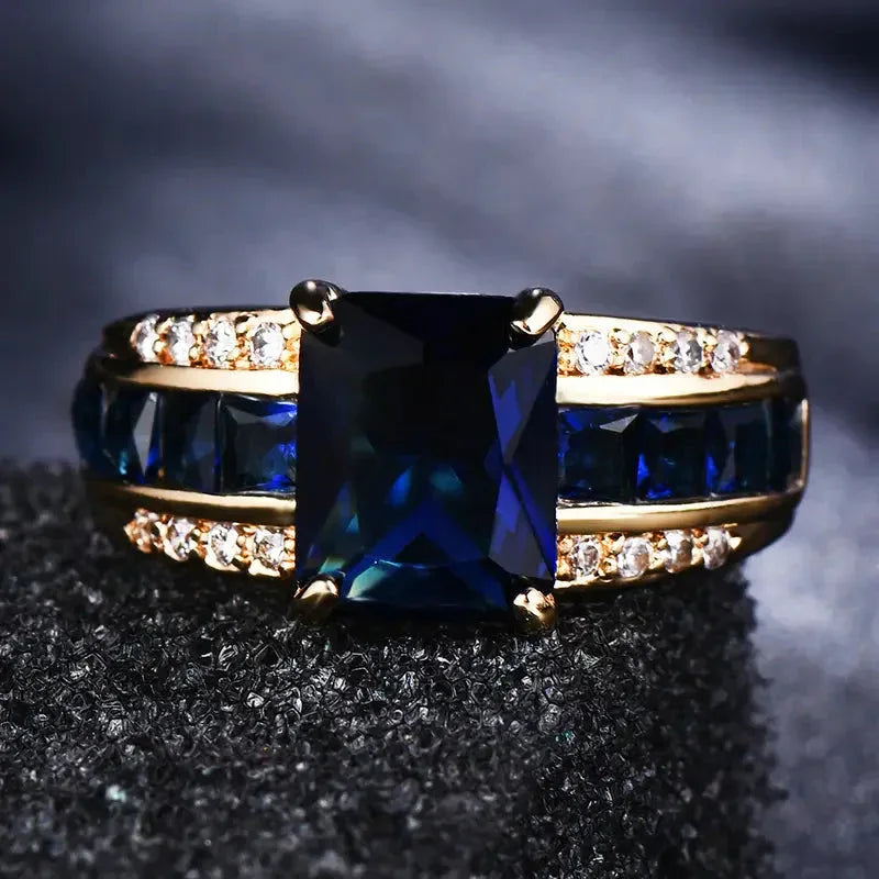 Kassira Bluemont Ring | Gold - Agnes Jewels