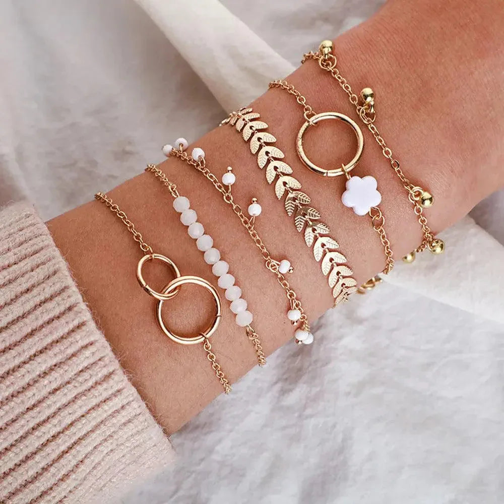 Pack of Boho Bracelets in Gold - Agnes Jewels